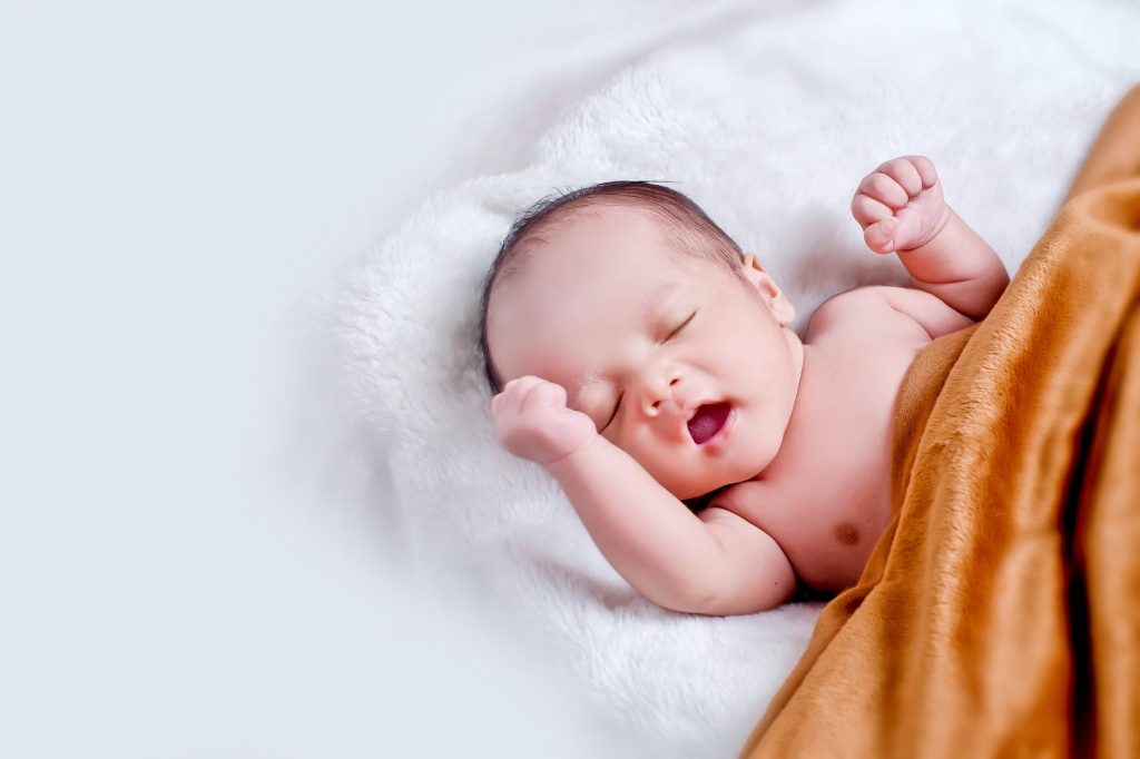 9 Tell-tale Signs of a Tired Baby